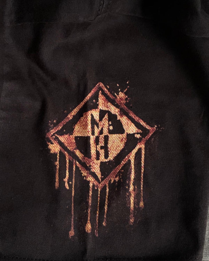 Sutures Tee