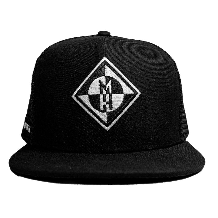 UNATØNED SNAP BACK